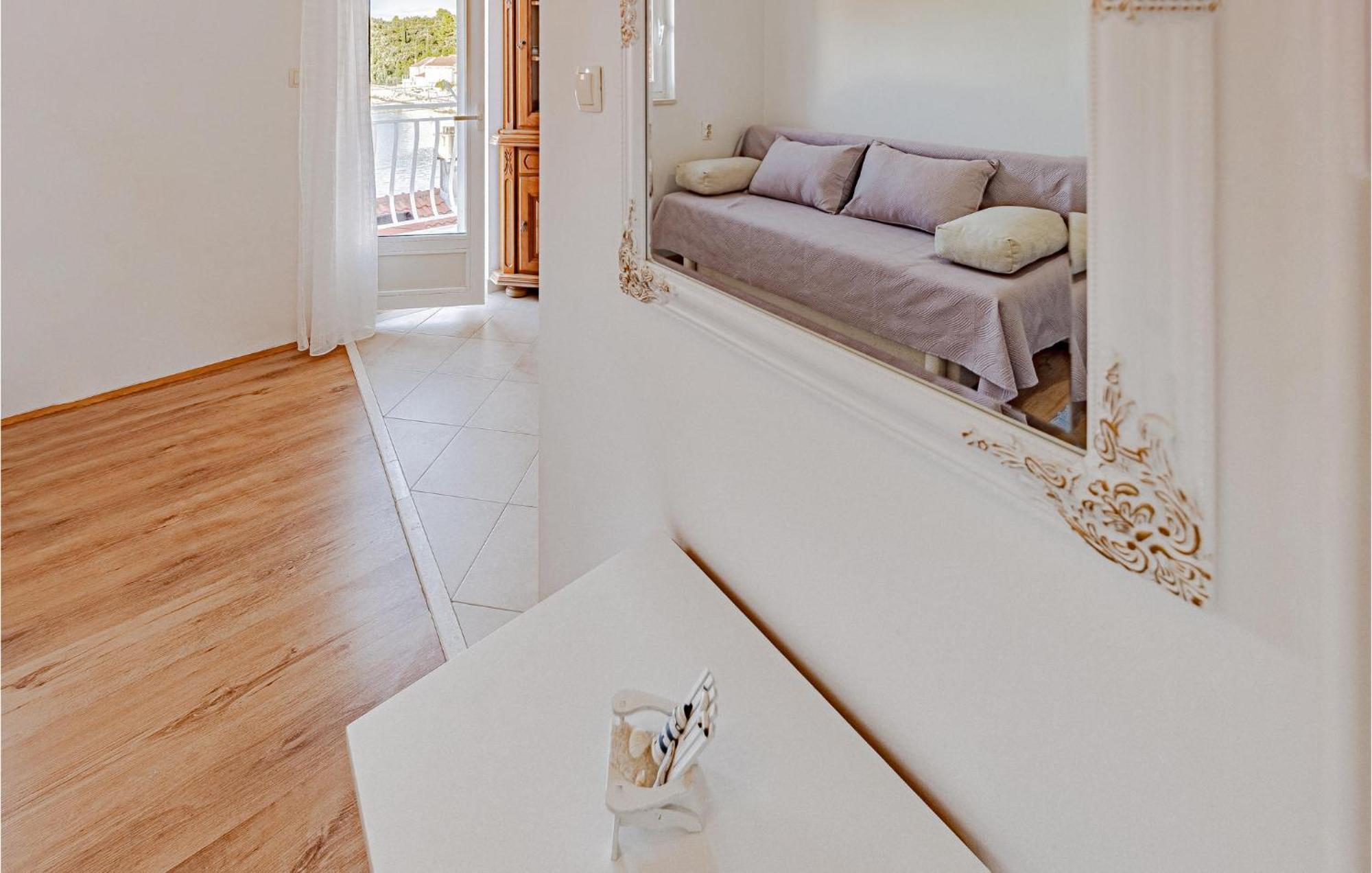 Stunning Apartment In Racisce With Wifi Extérieur photo